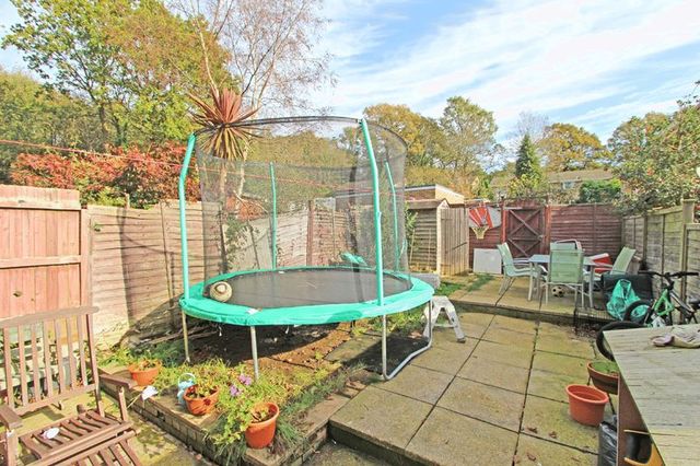 Image of 3 bedroom Terraced house for sale in Dunvegan Drive Southampton SO16 at Dunvegan Drive  Southampton, SO16 8DB