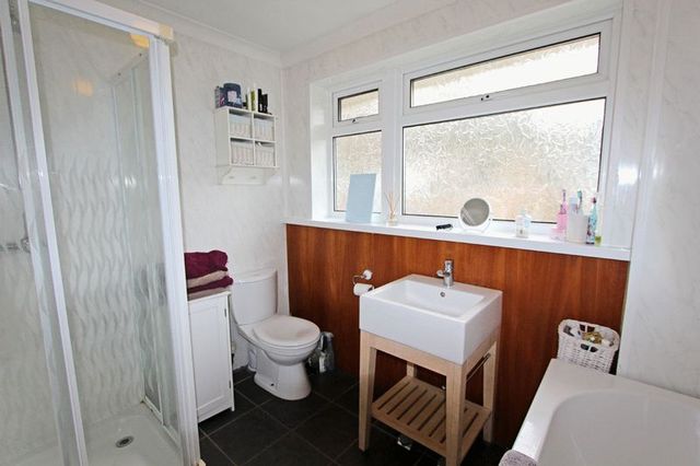  Image of 3 bedroom Terraced house for sale in Dunvegan Drive Southampton SO16 at Dunvegan Drive  Southampton, SO16 8DB