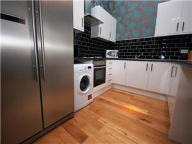  Image of 4 bedroom Flat to rent in Lothian Road Edinburgh EH1 at City Centre Edinburgh Edinburgh, EH1 2DJ