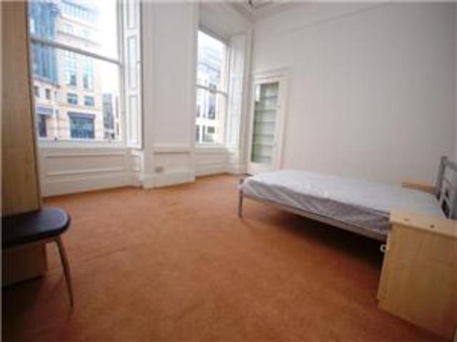  Image of 4 bedroom Flat to rent in Lothian Road Edinburgh EH1 at City Centre Edinburgh Edinburgh, EH1 2DJ