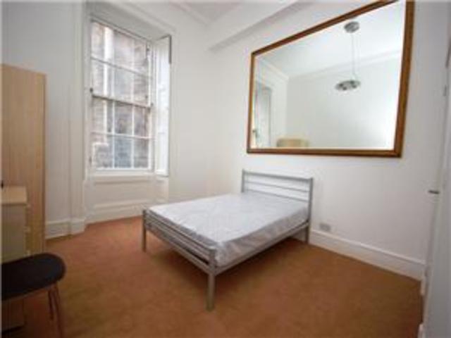  Image of 4 bedroom Flat to rent in Lothian Road Edinburgh EH1 at City Centre Edinburgh Edinburgh, EH1 2DJ