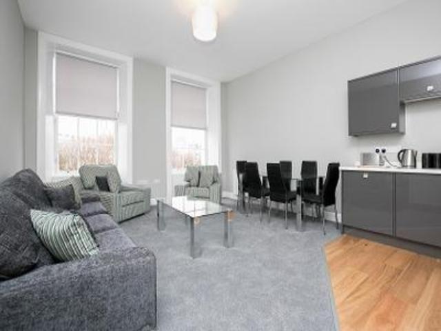  Image of 5 bedroom Flat to rent in Lothian Street Edinburgh EH1 at Edinburgh  Edinburgh, EH1 1HB
