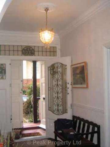  Image of 7 bedroom House Share to rent in Canewdon Road Westcliff-on-Sea SS0 at Canewdon Road  Westcliff On Sea, SS0 7NE