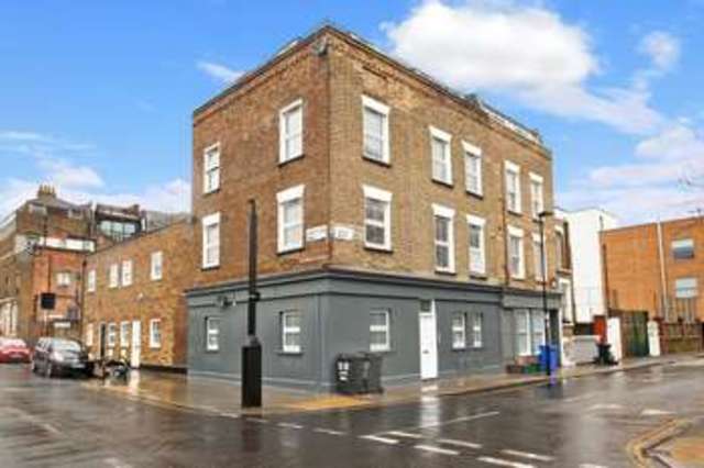  Image of 3 bedroom Flat for sale in Lough Road London N7 at Islington  Lower Holloway, N7 8RH