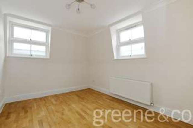  Image of 3 bedroom Flat for sale in Lough Road London N7 at Islington  Lower Holloway, N7 8RH