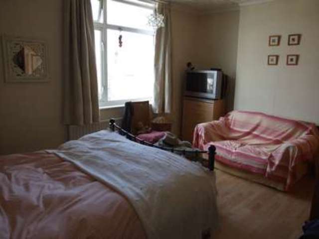  Image of 2 bedroom Semi-Detached house for sale in Loughborough Road Mountsorrel Loughborough LE12 at Loughborough Road Mountsorrel Loughborough, LE12 7AR