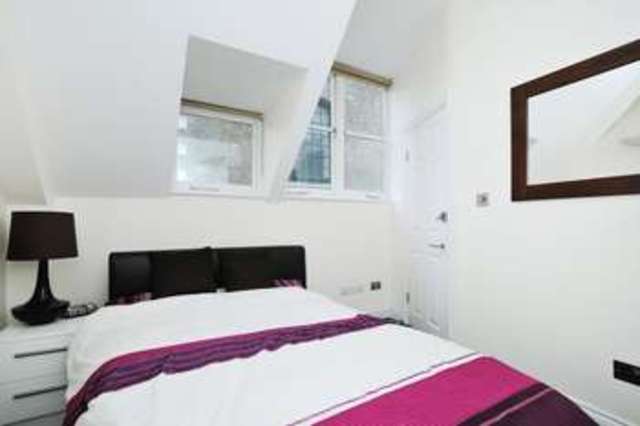  Image of 3 bedroom Detached house for sale in Lovat Lane London EC3R at City  Tower of London, EC3R 8DT