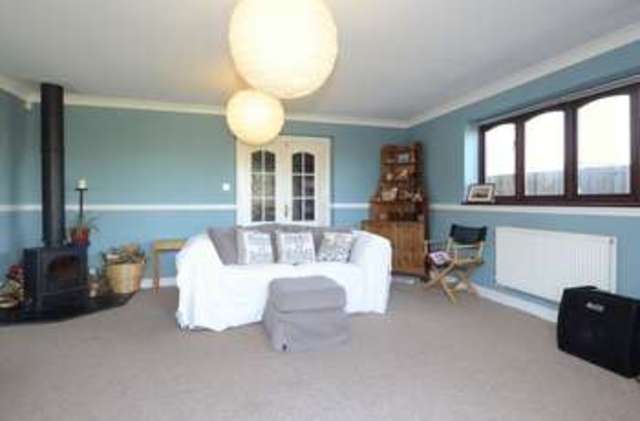  Image of 4 bedroom Detached house for sale in Low Lane Calne SN11 at Low Lane  Calne, SN11 8EQ
