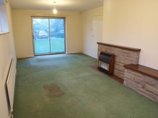  Image of 3 bedroom Detached house for sale in Low Street Collingham Newark NG23 at Low Street Collingham Newark, NG23 7LS