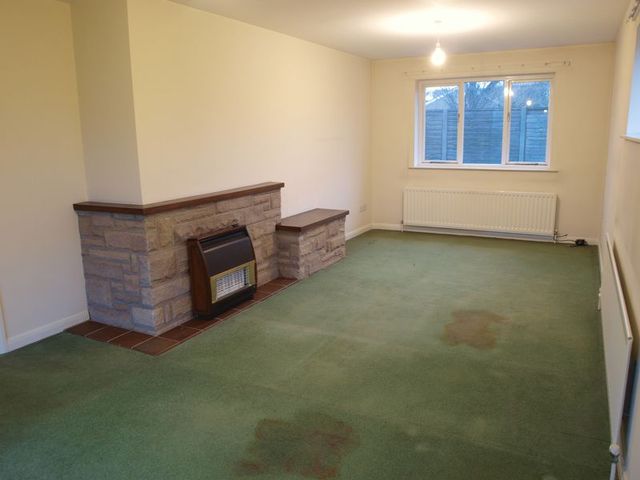  Image of 3 bedroom Detached house for sale in Low Street Collingham Newark NG23 at Low Street Collingham Newark, NG23 7LS