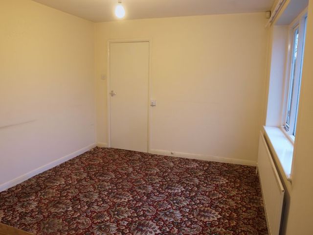  Image of 3 bedroom Detached house for sale in Low Street Collingham Newark NG23 at Low Street Collingham Newark, NG23 7LS