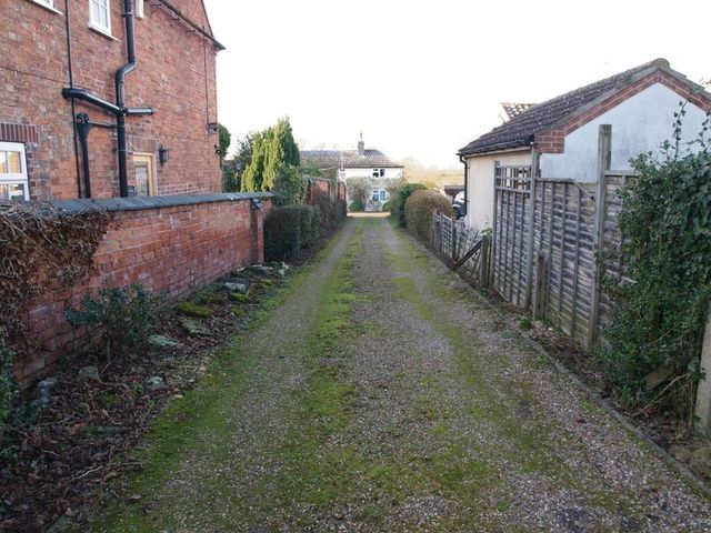  Image of 3 bedroom Detached house for sale in Low Street Collingham Newark NG23 at Low Street Collingham Newark, NG23 7LS