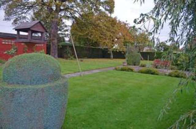  Image of 3 bedroom Detached house for sale in Low Street Torworth Retford DN22 at Low Street Torworth Retford, DN22 8NX