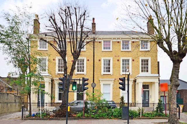  Image of 3 bedroom Flat for sale in Lower Clapton Road London E5 at Lower Clapton Road  Clapton, E5 0QR