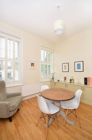  Image of 3 bedroom Flat for sale in Lower Clapton Road London E5 at Lower Clapton Road  Clapton, E5 0QX