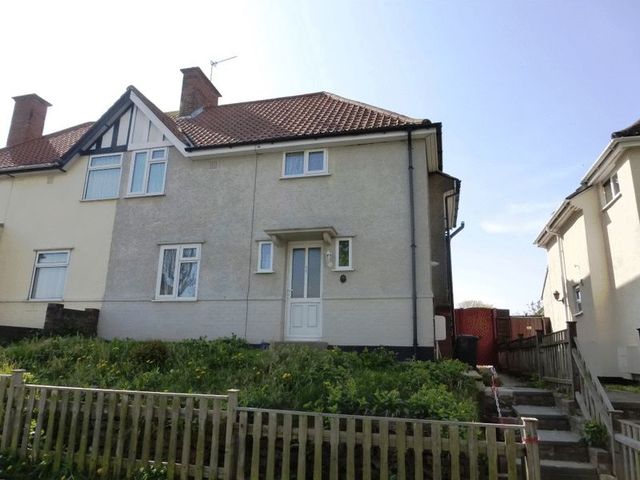  Image of 3 bedroom Semi-Detached house for sale in Minden Road Lowestoft NR32 at Minden Road  Lowestoft, NR32 2NS