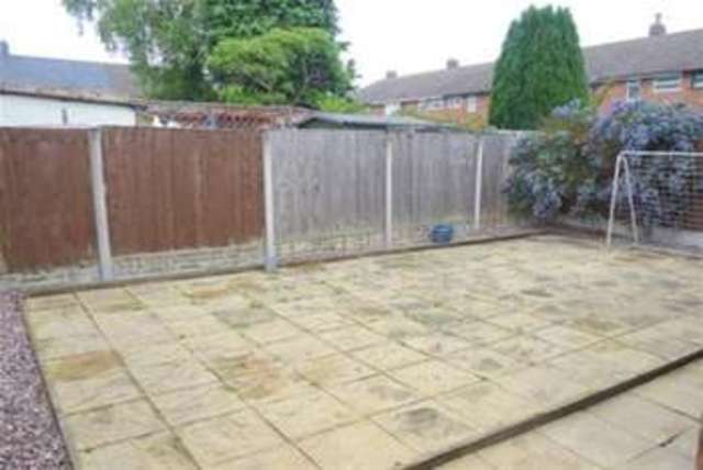  Image of 3 bedroom Detached house to rent in Lowfields Avenue Wirral CH62 at Wirral, CH62 9BG