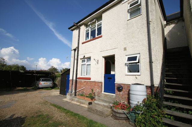  Image of 2 bedroom Flat for sale in Lulworth Road Wool Wareham BH20 at Lulworth Road Wool Wareham, BH20 6BU