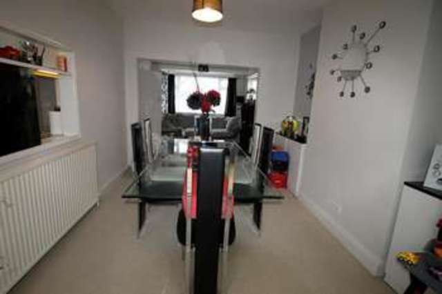  Image of 3 bedroom Detached house to rent in Lumley Road Cheam Sutton SM3 at Cheam, SM3 8NP