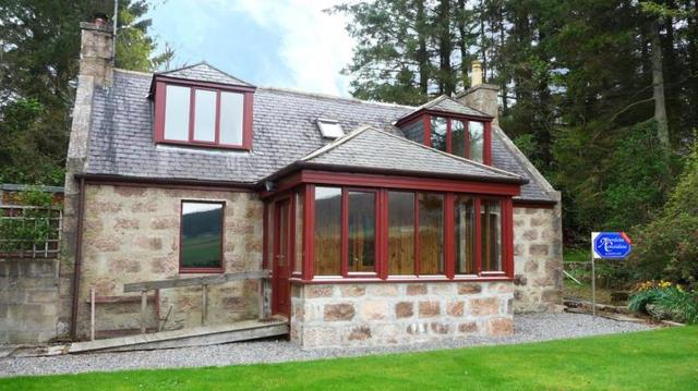  Image of 3 bedroom Detached house to rent in Lumphanan Banchory AB31 at Lumphanan Aberdeenshire Aberdeenshire, AB31 4RU