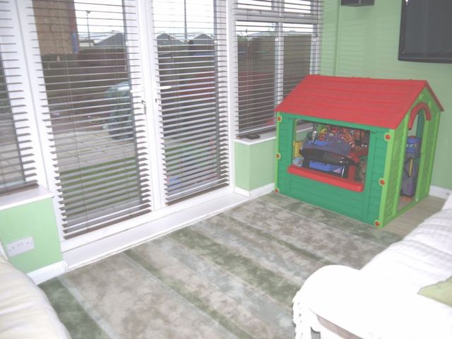  Image of 3 bedroom Semi-Detached house to rent in Lunt Avenue Bootle L30 at Lunt Avenue  Netherton, L30 1RT