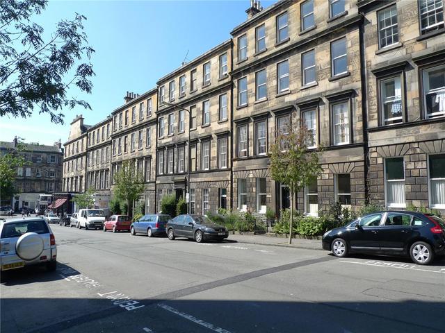  Image of 5 bedroom Flat to rent in Lutton Place Edinburgh EH8 at Newington Edinburgh Edinburgh, EH8 9PD