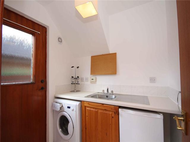  Image of 3 bedroom Detached house to rent in Lyefield Place Livingston EH54 at Livingston West Lothian West Lothian, EH54 6TL