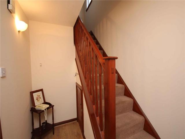 Image of 3 bedroom Detached house to rent in Lyefield Place Livingston EH54 at Livingston West Lothian West Lothian, EH54 6TL