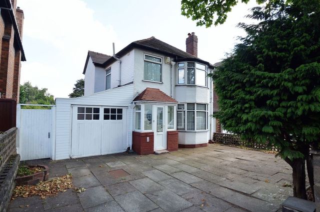  Image of 3 bedroom Detached house for sale in Lyndhurst Road Erdington Birmingham B24 at Lyndhurst Road Erdington Birmingham, B24 8QS