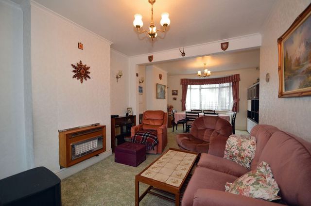  Image of 3 bedroom Detached house for sale in Lyndhurst Road Erdington Birmingham B24 at Lyndhurst Road Erdington Birmingham, B24 8QS