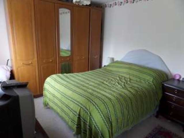  Image of 4 bedroom Detached house for sale in Lynmouth Crescent Furzton Milton Keynes MK4 at Milton Keynes, MK4 1HD