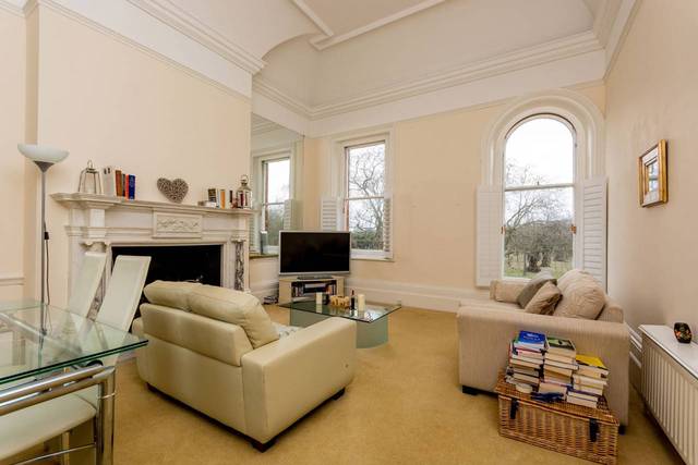  Image of 3 bedroom Flat to rent in Chesterfield Walk London SE10 at Macartney House  Greenwich, SE10 8HJ