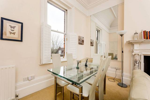  Image of 3 bedroom Flat to rent in Chesterfield Walk London SE10 at Macartney House  Greenwich, SE10 8HJ