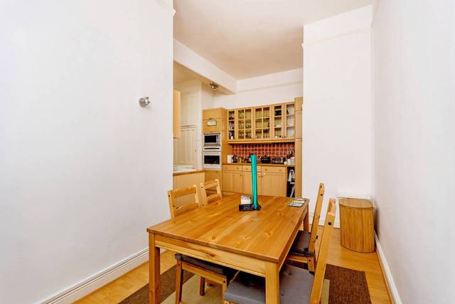  Image of 3 bedroom Flat to rent in Chesterfield Walk London SE10 at Macartney House  Greenwich, SE10 8HJ