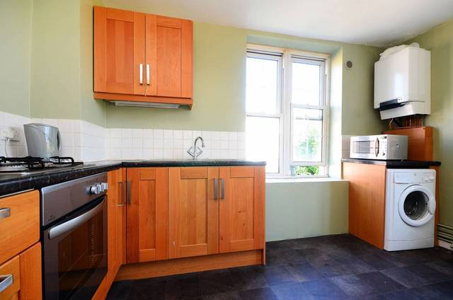  Image of 2 bedroom Flat to rent in Thames Street London SE10 at Macey House, Thames Street  Greenwich, SE10 9DH