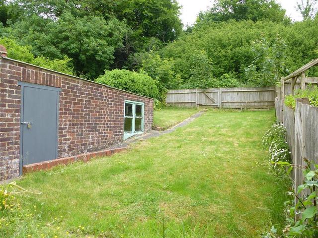  Image of 3 bedroom Detached house to rent in Mackie Avenue Brighton BN1 at Mackie Avenue  BRIGHTON, BN1 8RD