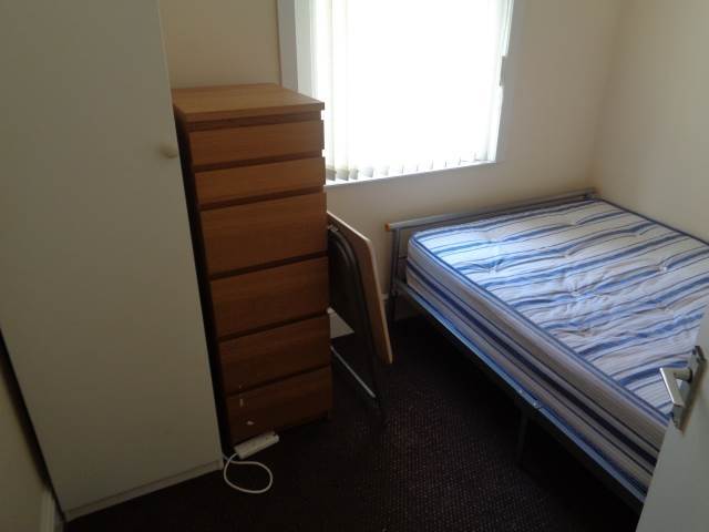 Image of 6 bedroom Detached house to rent in Mackintosh Place Cardiff CF24 at Roath Cardiff Roath, CF24 4RP