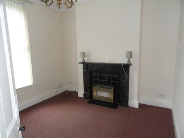  Image of 4 bedroom Terraced house for sale in Maddocks Street Shipley BD18 at Shipley, BD18 3JL