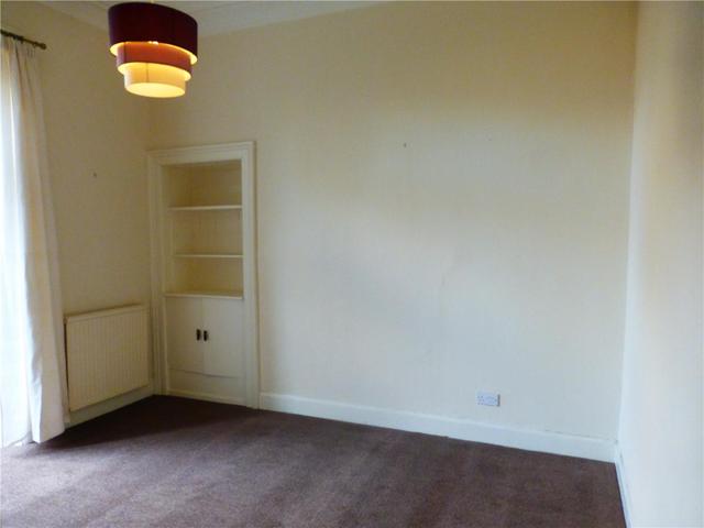  Image of 3 bedroom Flat to rent in Madeira Street Edinburgh EH6 at Leith Edinburgh Edinburgh, EH6 4AL