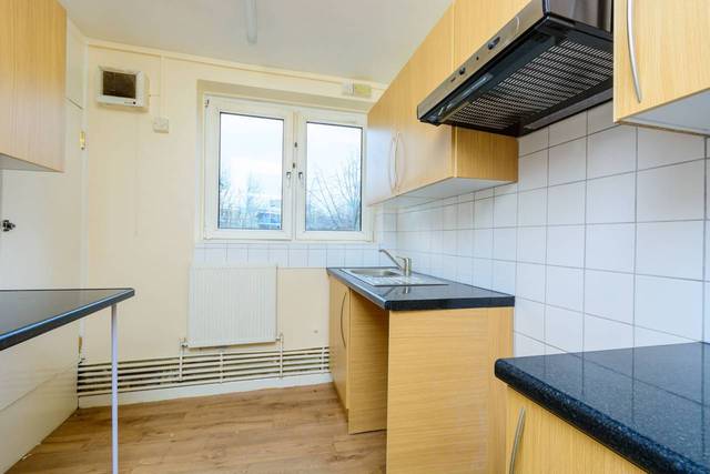  Image of 3 bedroom Flat for sale in Evelyn Street London SE8 at Magnolia House  Deptford, SE8 5QU
