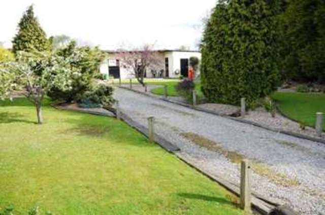  Image of 4 bedroom Detached house for sale in Main Road Drax Selby YO8 at Drax North Yorkshire, YO8 8PA