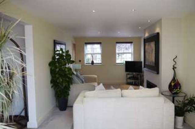 Image of 3 bedroom Detached house for sale in Asselby Asselby Goole DN14 at Asselby East Yorkshire, DN14 7HB