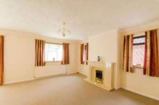  Image of 3 bedroom Bungalow for sale in Main Street Hatfield Woodhouse Doncaster DN7 at Hatfield Woodhouse Doncaster Hatfield Woodhouse, DN7 6PB