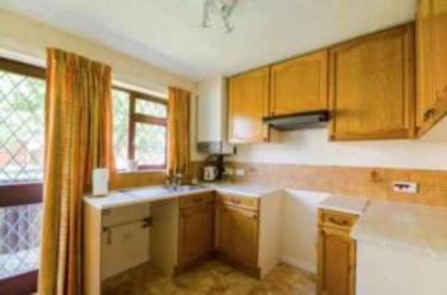  Image of 3 bedroom Bungalow for sale in Main Street Hatfield Woodhouse Doncaster DN7 at Hatfield Woodhouse Doncaster Hatfield Woodhouse, DN7 6PB