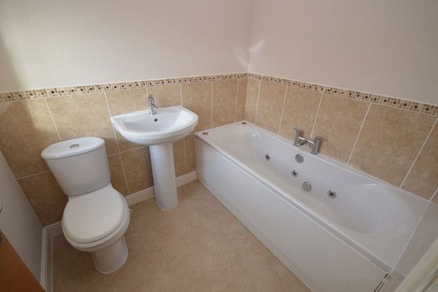  Image of 3 bedroom Detached house to rent in Main Street Kirk Smeaton Pontefract WF8 at Main Street Kirk Smeaton Pontefract, WF8 3JY
