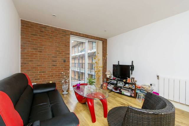  Image of 1 bedroom Flat for sale in Major Draper Street London SE18 at Major Draper Street  Woolwich, SE18 6FF