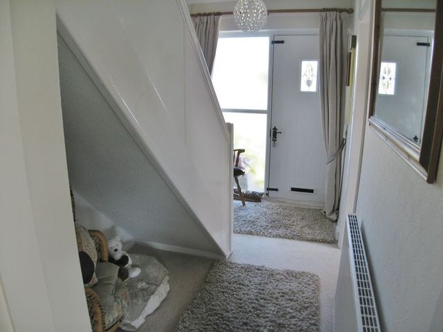  Image of 3 bedroom Semi-Detached house for sale in Malkin Avenue Radcliffe-on-Trent Nottingham NG12 at Malkin Avenue Radcliffe-on-Trent Nottingham, NG12 1DP