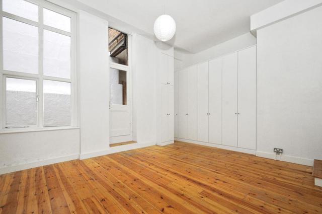  Image of 2 bedroom Flat to rent in Mallow Street London EC1Y at Old Street London Old Street, EC1Y 8RQ