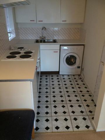  Image of Studio flat for sale in Maltby Drive Enfield EN1 at Enfield, EN1 4EH
