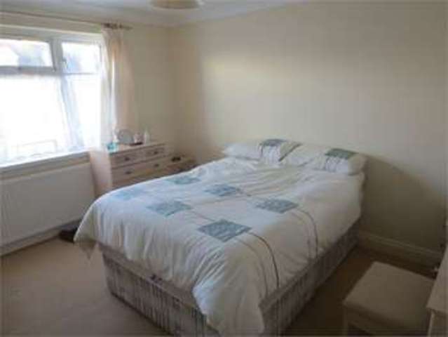  Image of 2 bedroom Maisonette for sale in Malting Villas Road Rochford SS4 at Malting villas Rochford Rochford, SS4 1AF